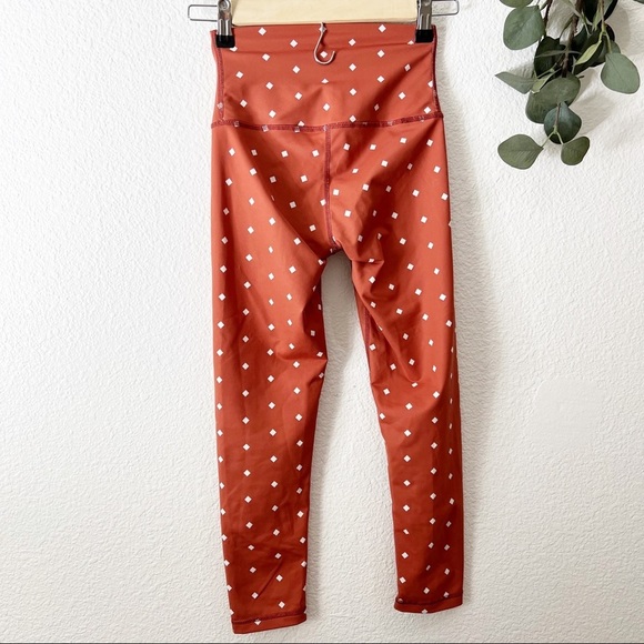 DYI- High Waist  Rick/Waist Diamond Print Leggings- XS - Picture 2 of 5